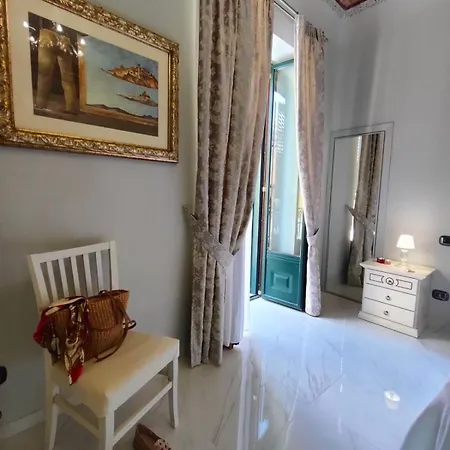 Lipari Suite B&B Nocleg ze śniadaniem *